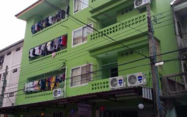 Green House Hostel