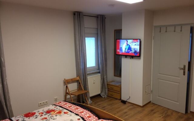 Sam Apartments