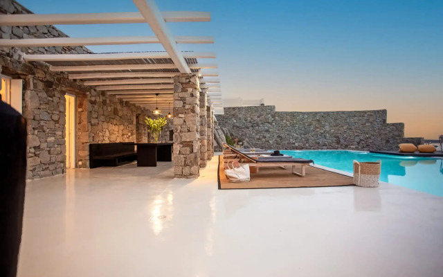 Cyra Mykonos Estate