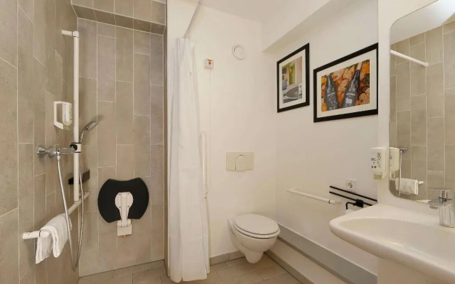 B&B HOTEL Berlin Genshagen-Süd