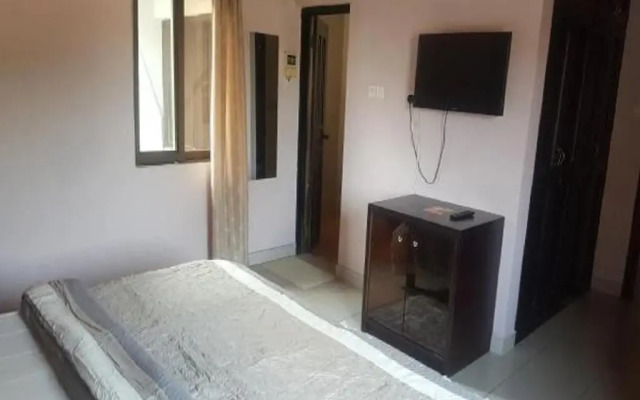 First Choice Hotel