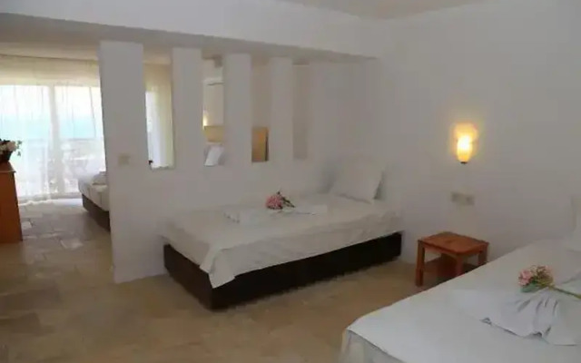 Maja Luxury Cesme Adult Only 16+
