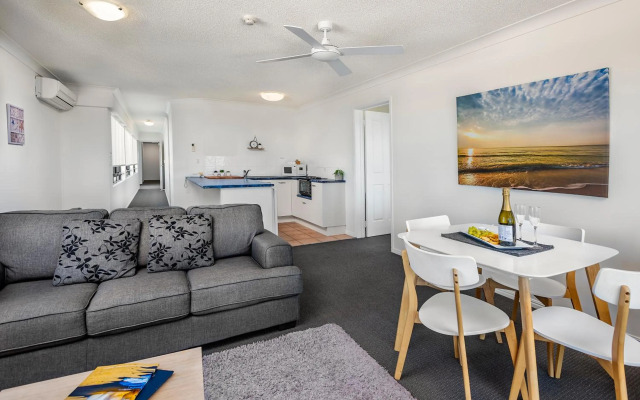 Belaire Place Motel Apartments