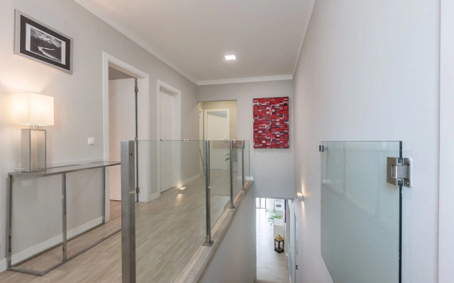 D Loft Sea and Golf