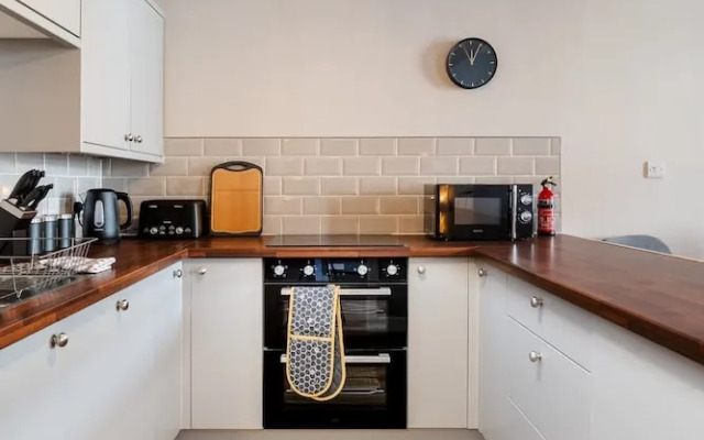 2 Bed Flat - Town Centre