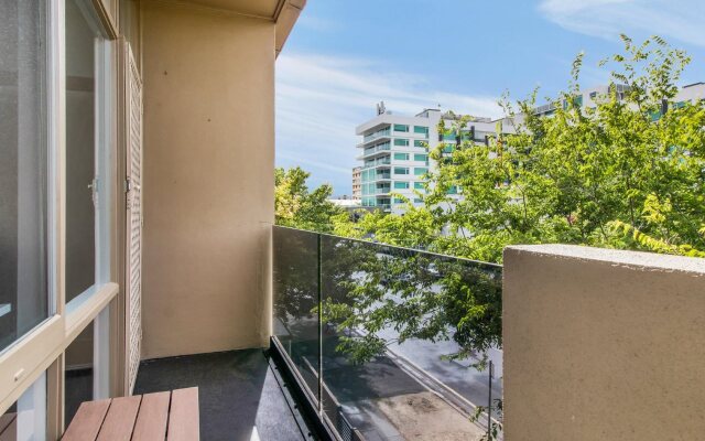 Adelaide DressCircle Apartments - Ward St