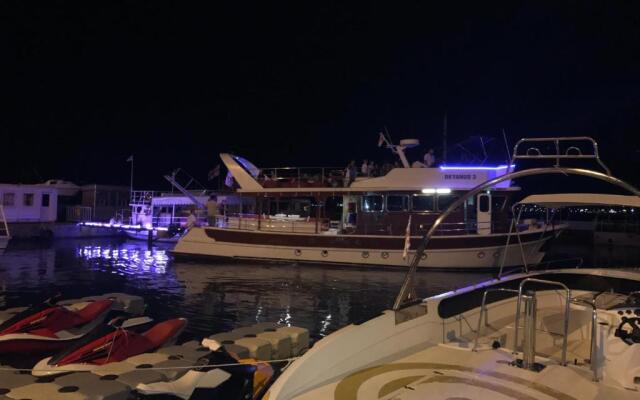 Old batumi apartment on Kostava 9