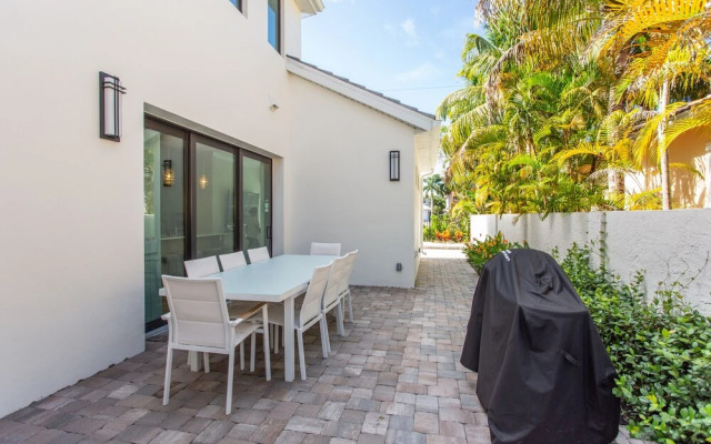 Sorrento 4 Bedroom Home by NFVH