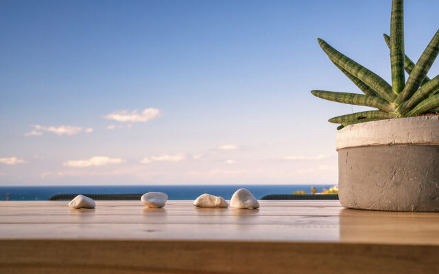 Akemi Luxury Residence