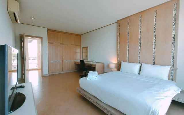 Ratana Apart Hotel at Chalong