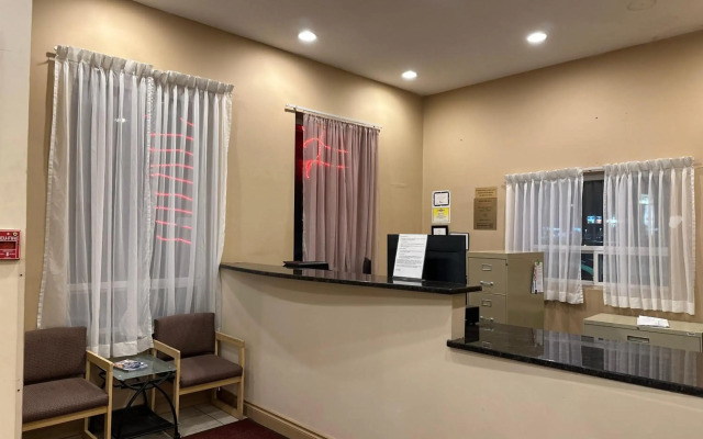Lone Star Hotel
