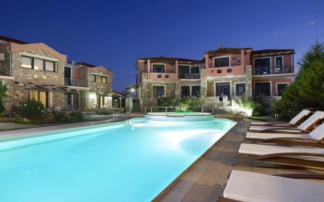 Aeolis Apartments & Studios