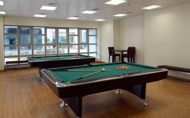Spacious 2 BR Apartment Princess Tower