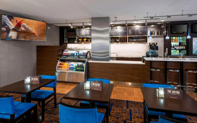 Courtyard by Marriott Cincinnati-Covington