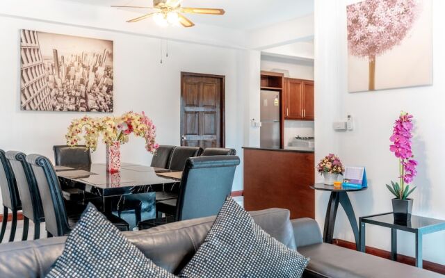 Naiyang Beach - 4 Bedroom Pool Villa