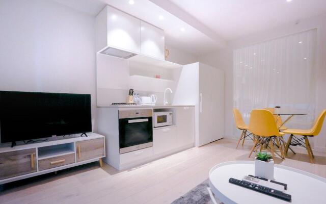 South Yarra Claremont Apartment