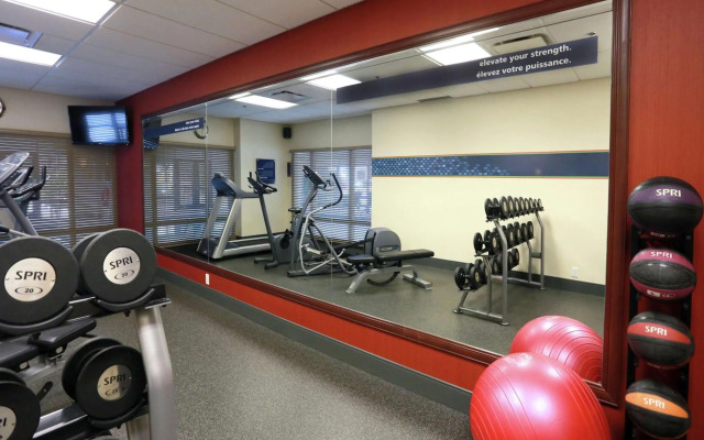 Hampton Inn & Suites by Hilton Laval