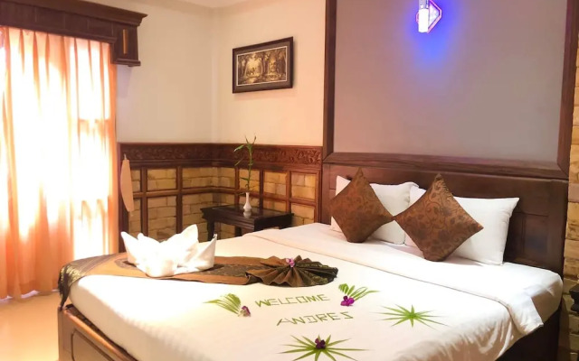 Kings Luxury Hotel