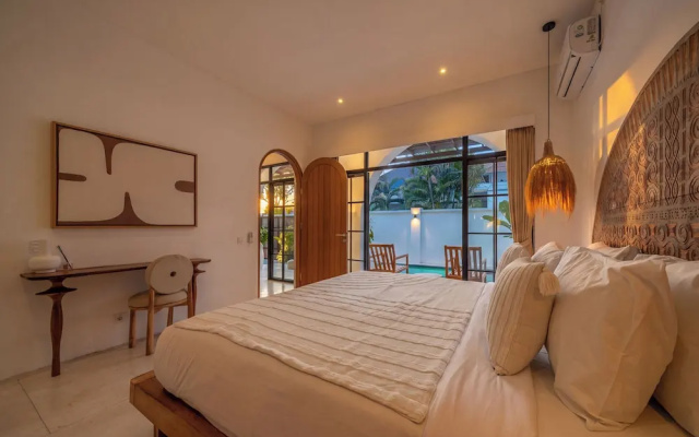 Villa Eliad - 3 Bedroom Villa in Berawa – Guest Rooms – Tibubeneng