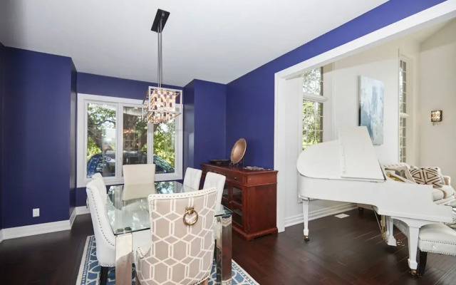 Canadian Grand Executive Villa