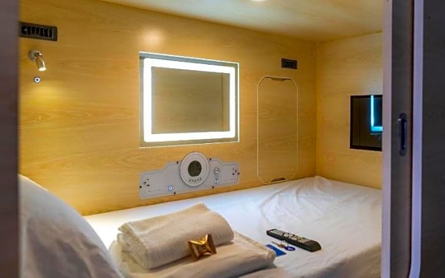 Hostelit