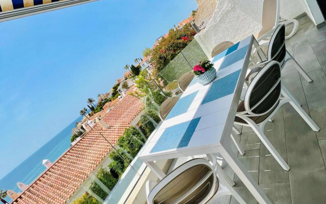 Wonderful House by the sea