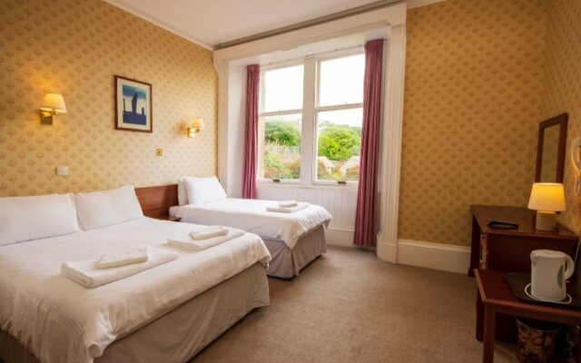 The Stromness Hotel by Paymán Club