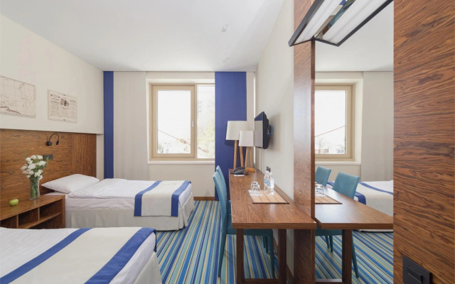 Hidens Hotel 4* (Небуг)