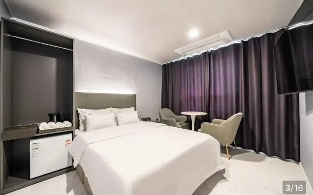 JI Boutique Hotel