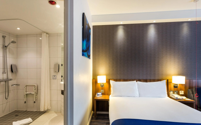 Holiday Inn Express Colchester by IHG