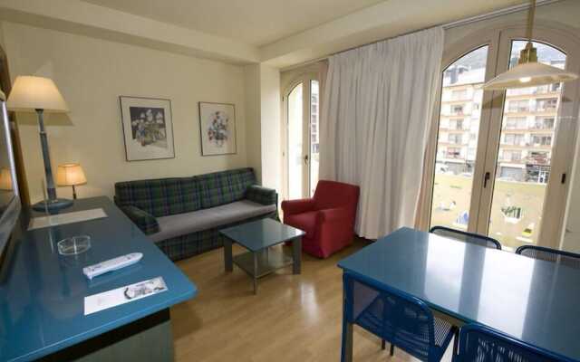 Apartamentos Pessets Adelaida