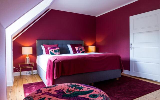 'Gem Suites Hotel Apartments