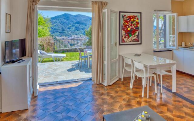 MARLA House Sea View