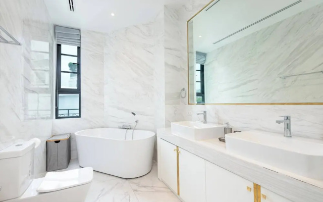 Stylish 7beds Poolhouse With Cinema & Lift - 2min to BTS