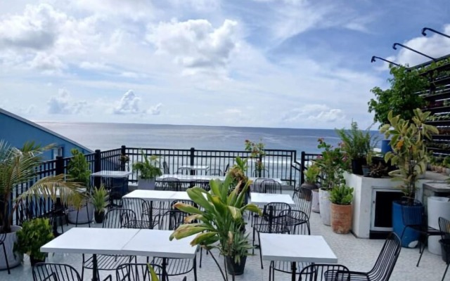 Huvan Beach Hotel at Hulhumale'