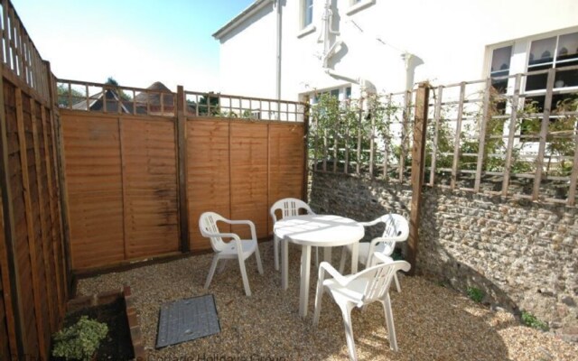 Courtyard Cottage