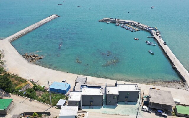 P-237 Spa & Pool Villa