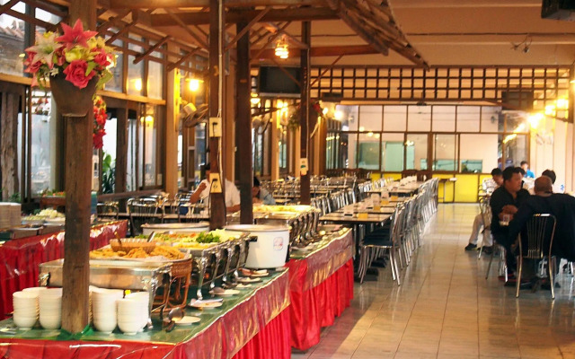 U-Sa Family Hotel