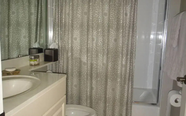 Bella Lago 233 Wkly 2 Br Condo by RedAwning