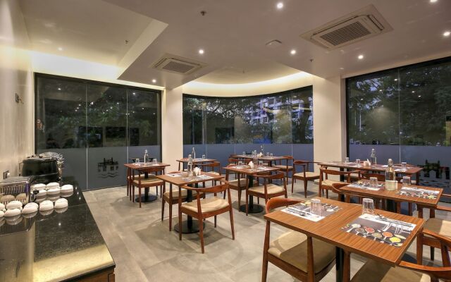 Hotel Mumbai House Ghansoli