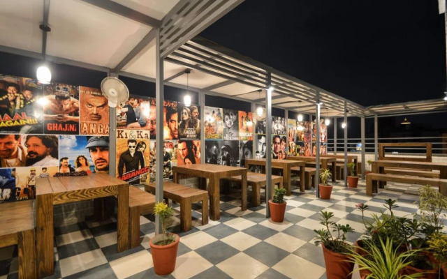 Hotel Fragrance By OYO Rooms