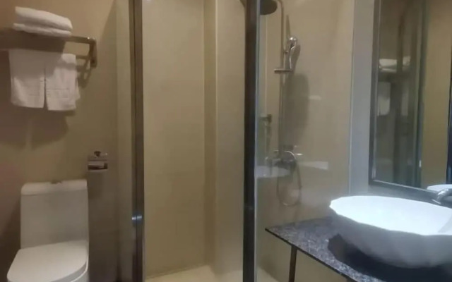 Huangguang Holiday Hotel