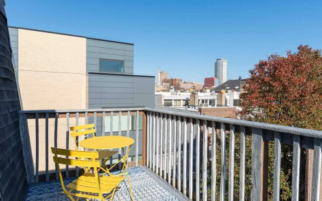 1918 Duplex with Character City Center