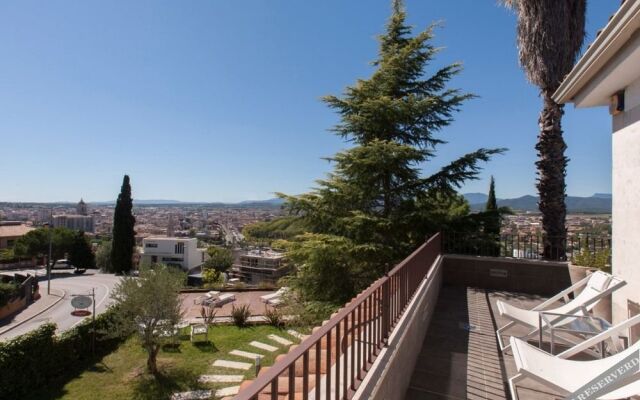 Montjuic Bed & Breakfast