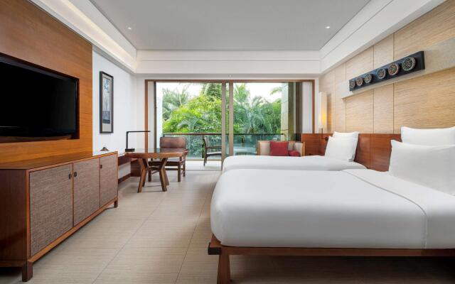 Pullman Oceanview Sanya Bay Resort & Spa