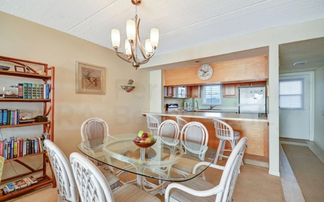 Breathtaking Ocean View Amelia South Condo by RedAwning