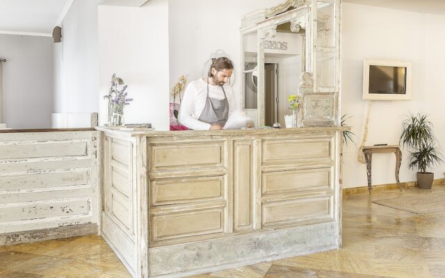 Hostal Restaurante Tarín