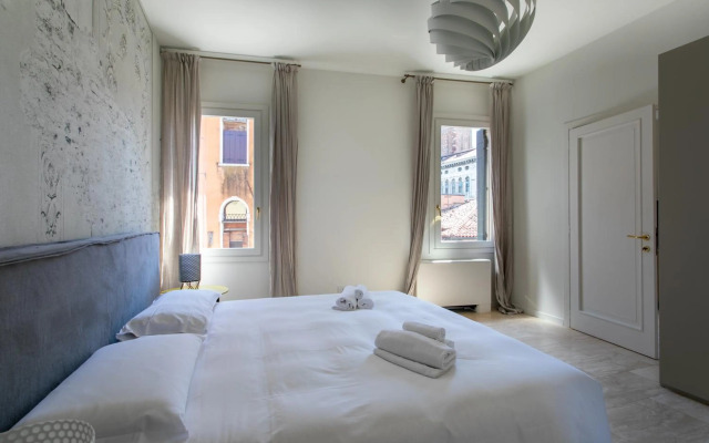 Infinite House Guglie