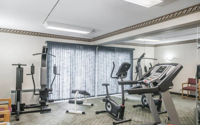 Mississauga Inn & Suites