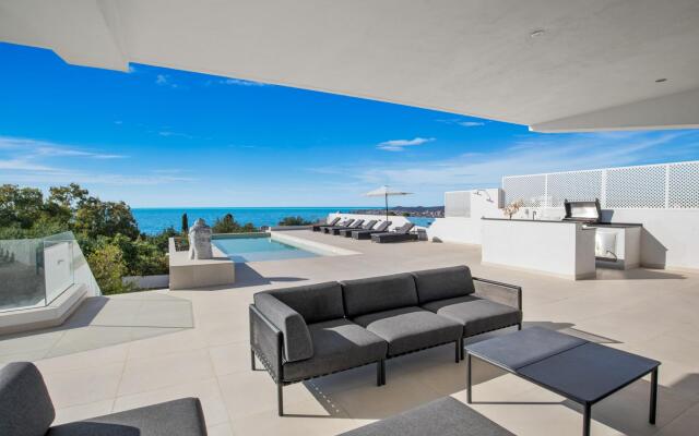 Villa Nirvana in Fuengirola